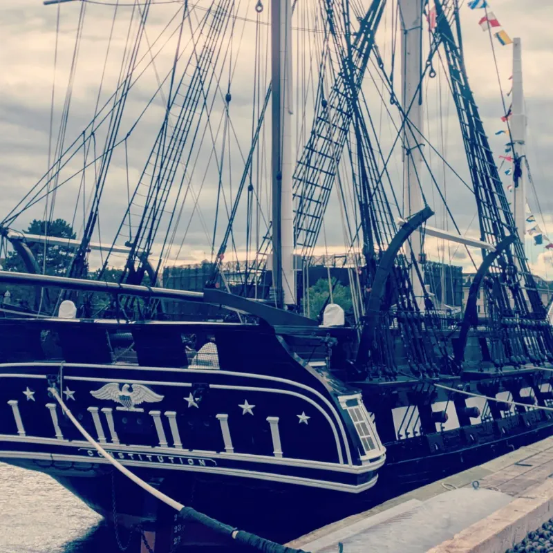 Quick stop in Boston. Just enough time to soak in a little history and city energy before moving on. 🚗💨